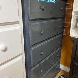 Five Drawer Jumbo Tall Dresser Double Knob- Mueble Gris 