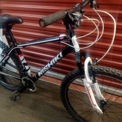 Mountain bike hotsell used near me