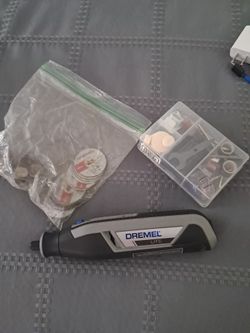 Dremel 3000.  With kit and bag.