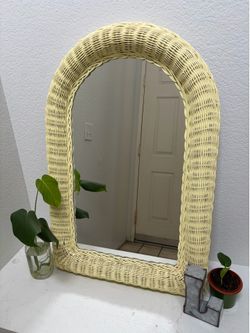 Vintage Arched Wicker Border Mirror