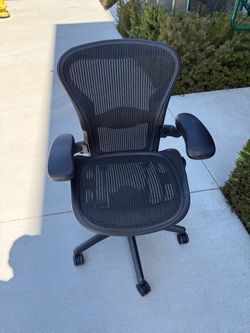Herman Miller Aeron chair