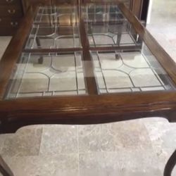 Solid Oak Dining Table -Stained Glass Inserts with solid glass top & Queen Anne Legs