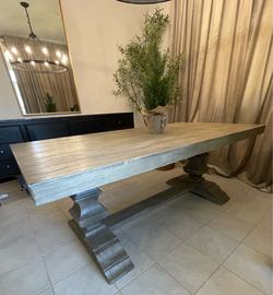 Pottery Barn Banks Dining Table (76” - 112”)