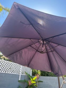 Large Outdoor Patio Umbrella with stand