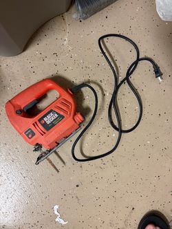Black and decker saw