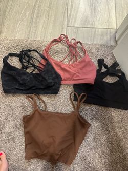 Women’s sports bras