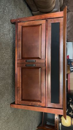 Wood TV Stand/ Entertainment Center