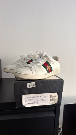 Gucci Ace Bee Embroidered Sneakers