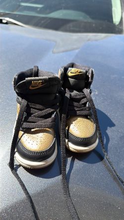 Baby shoes