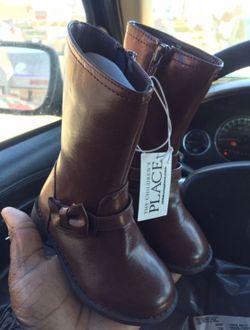 Riding boots size 5 toddler