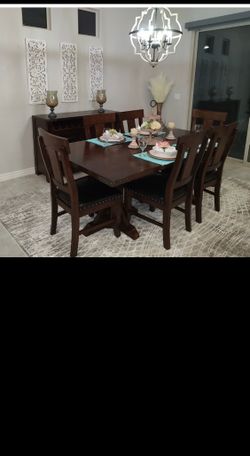 Dinner table 6 chairs and wine holder