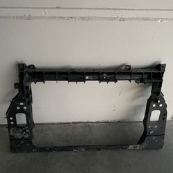 2015-2021 Jeep Renegade radiator support