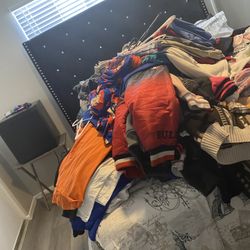 Selling A King Size Frame And Bed 