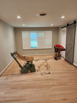 I Do Hardwood Floors Sanding Stain And Refinishing 
