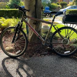 Kona Nunu Mountain Bike $280 OBO 