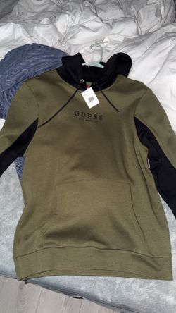 Men’s Guess Sweater
