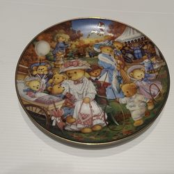 Rare Collectible Decorative Plate