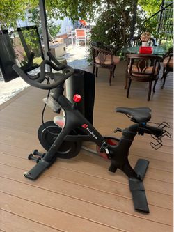 Peloton Bike