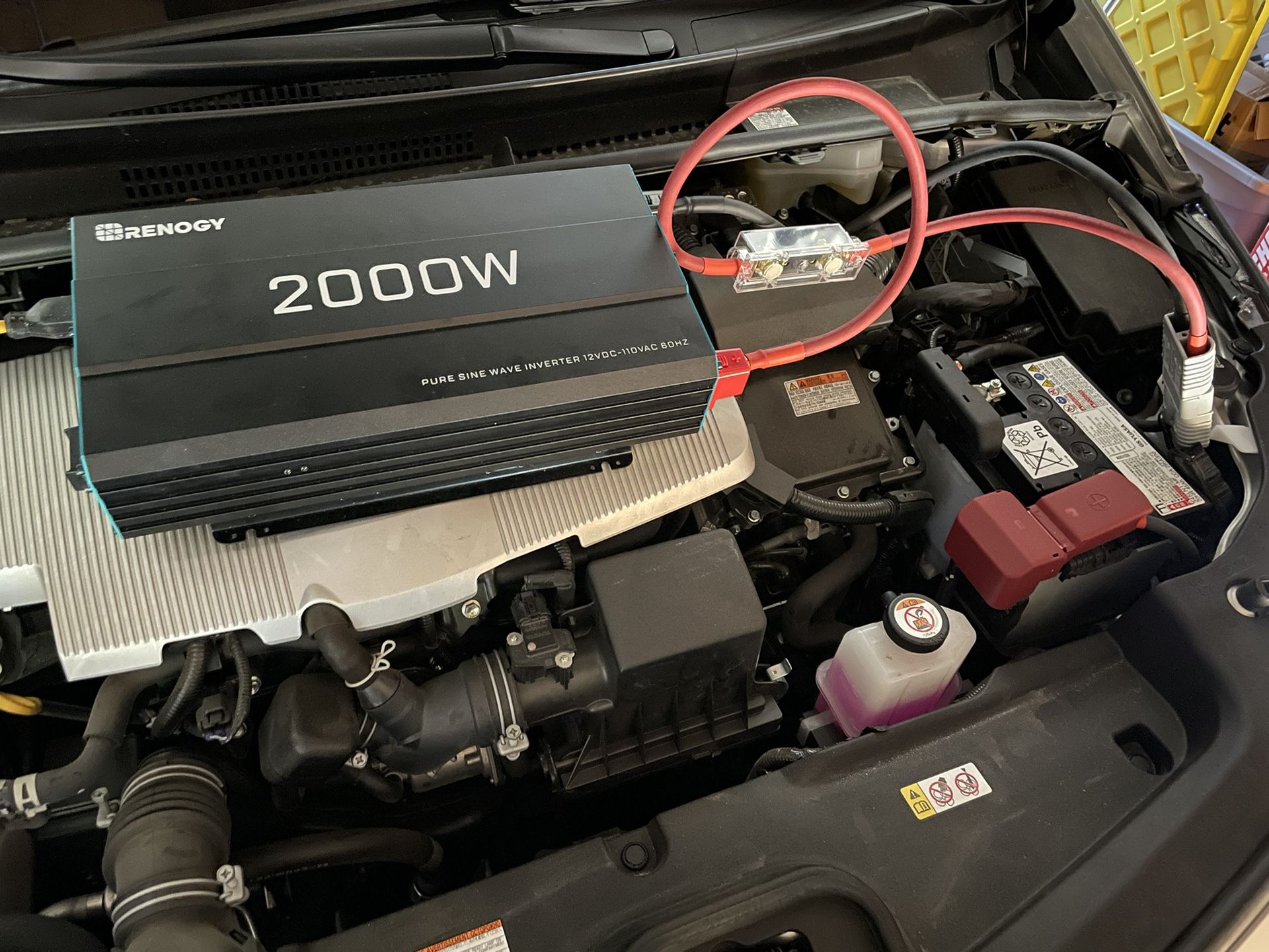 Back Up Power Generator Battery Inverter 2000w Pure Sine Wave for EV and Hybrid Cars Prius Tesla