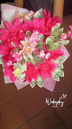 Money bouquets for graduation and mother's day