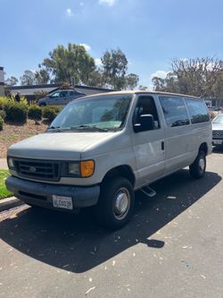 2006 Ford E350