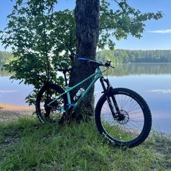 RSD Middlechild V2 Chromoly 27.5 Hardtail Mountain Bike