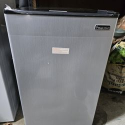 Magic Chelf  4.4 Mini Refrigerator  With Freezer Black ANd gray ## 711