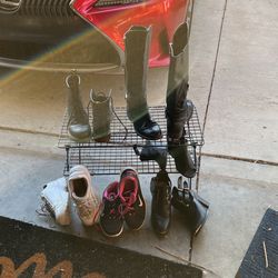 Womens Shoes 👟 👠