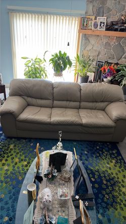 Comfortable 3-Seater Leather Sofa + single