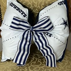 Dallas cowboy bow Pillow 