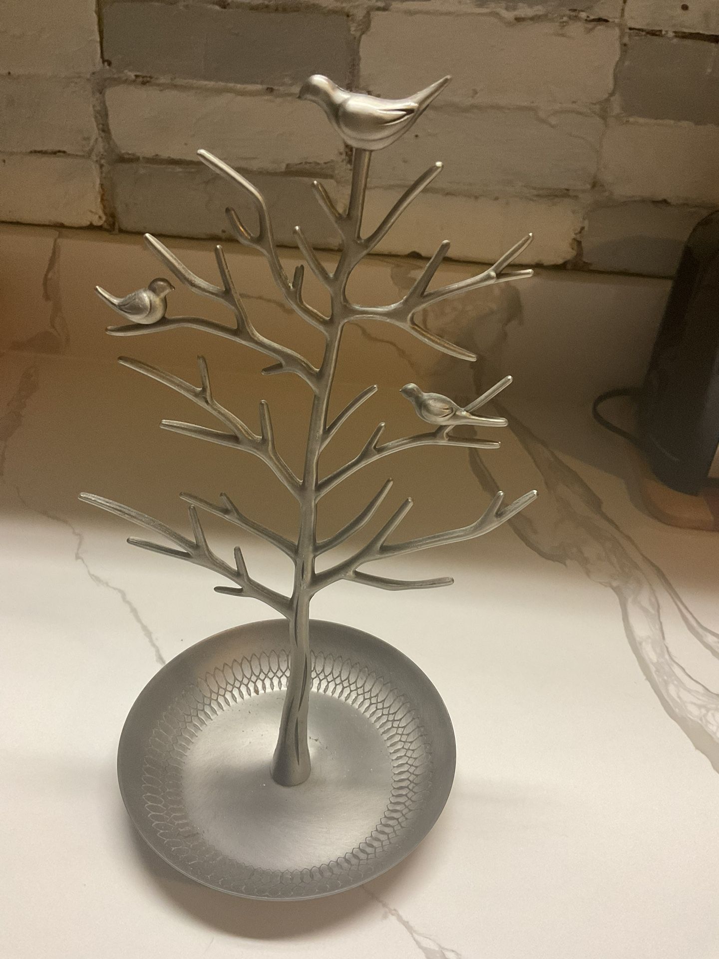 Metal Jewelry Tree, Pewter Color