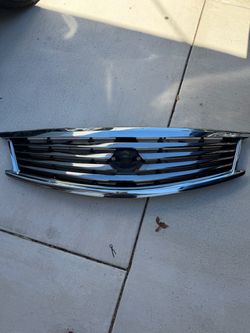 G37 OEM Grill
