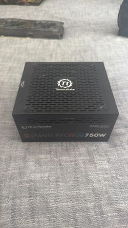 Thermaltake Smart 750W 80Plus Bronze Power Supply