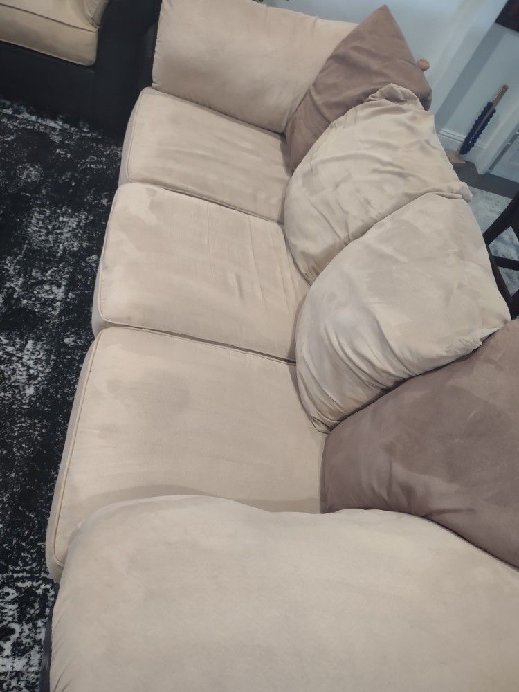 Suede Sofa Couch 6' Excellent Condition for Sale in Anaheim, CA OfferUp
