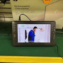Portable LCD TV 9”