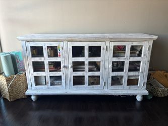 Credenza • Buffet • Sideboard