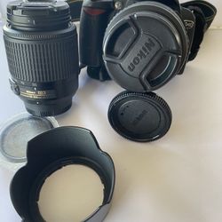 Nikon D40 Digital SLR with 2 AF DX Nikon Lenses (18-55 & 55-200)