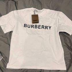 BURBERRY T-shirt