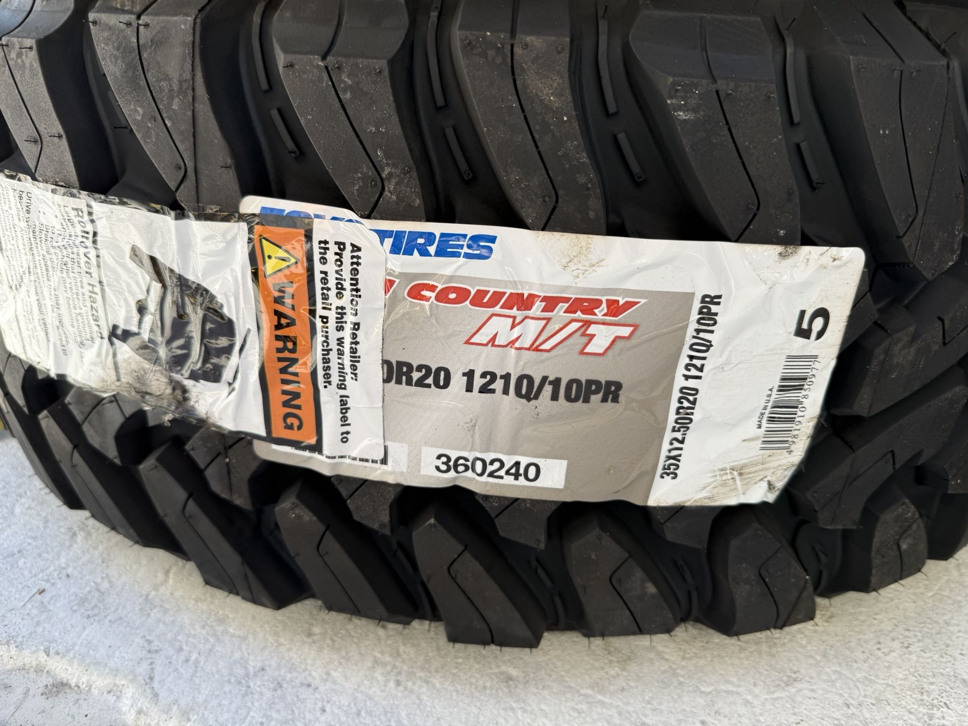 35x12.50R20 4 new tires toyo open country M/T