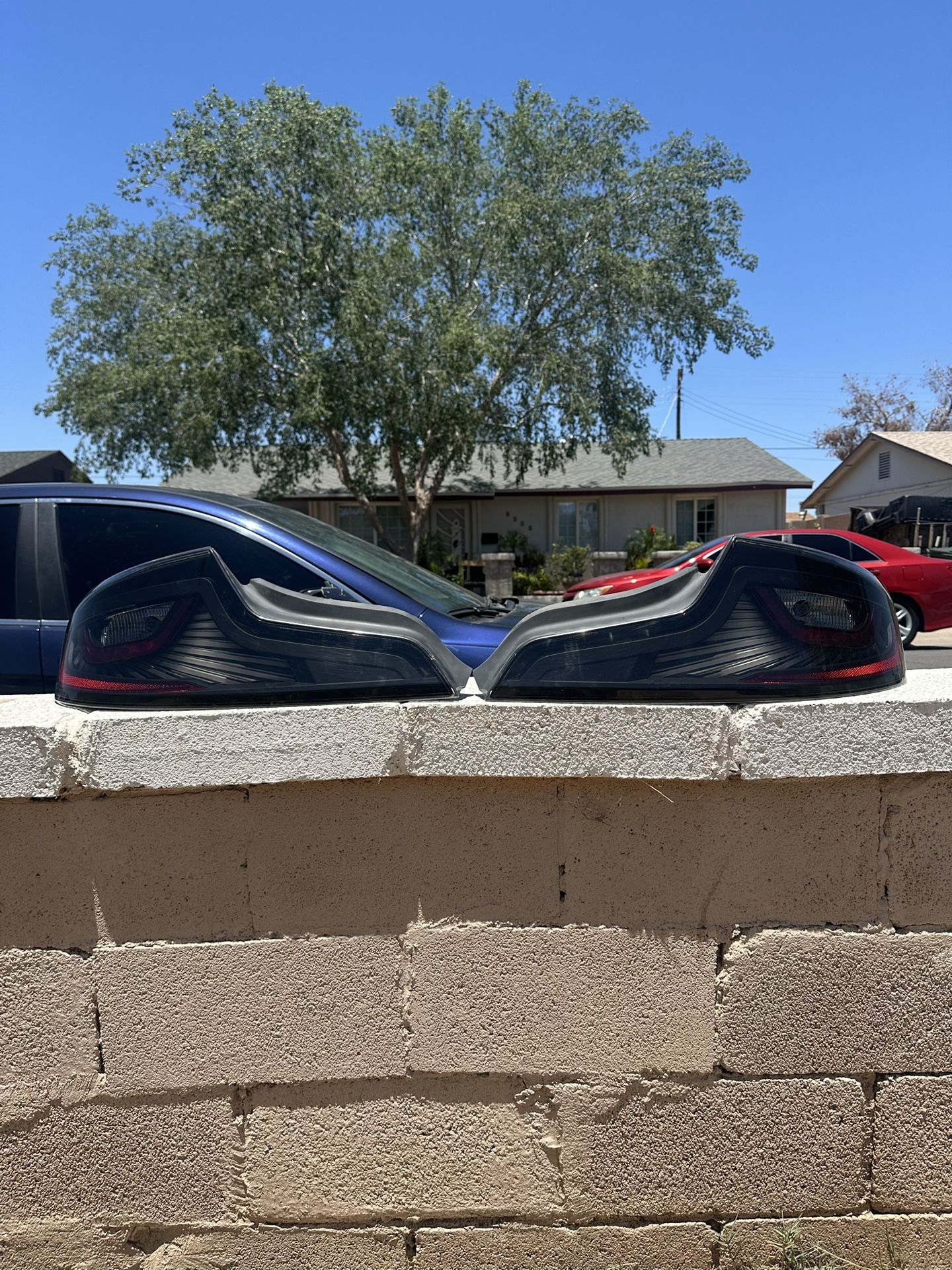 2003-2007 Infiniti G35 Tail Lights