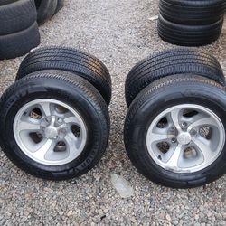 RIMS 215/70R15....5 LUGS BOLT PATTERS 5X120..5X4.75 