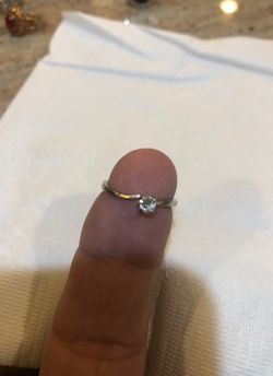 18kt gold diamond ring