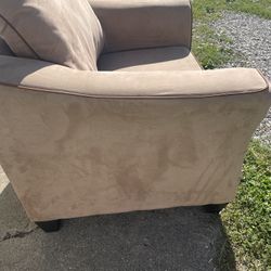 Great Value Arm Chair