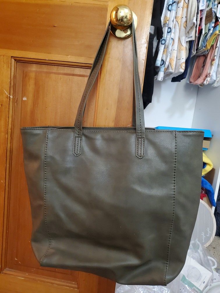 Universal Thread Purse
