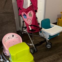 4 Baby Items For $12  Only, Excellent Condition, Free Smoke And Pets Home