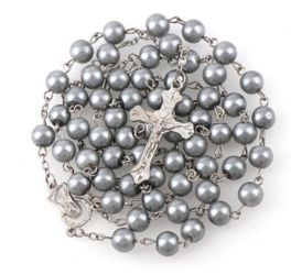 Beautiful rosary necklace Jesus. Color silver grey