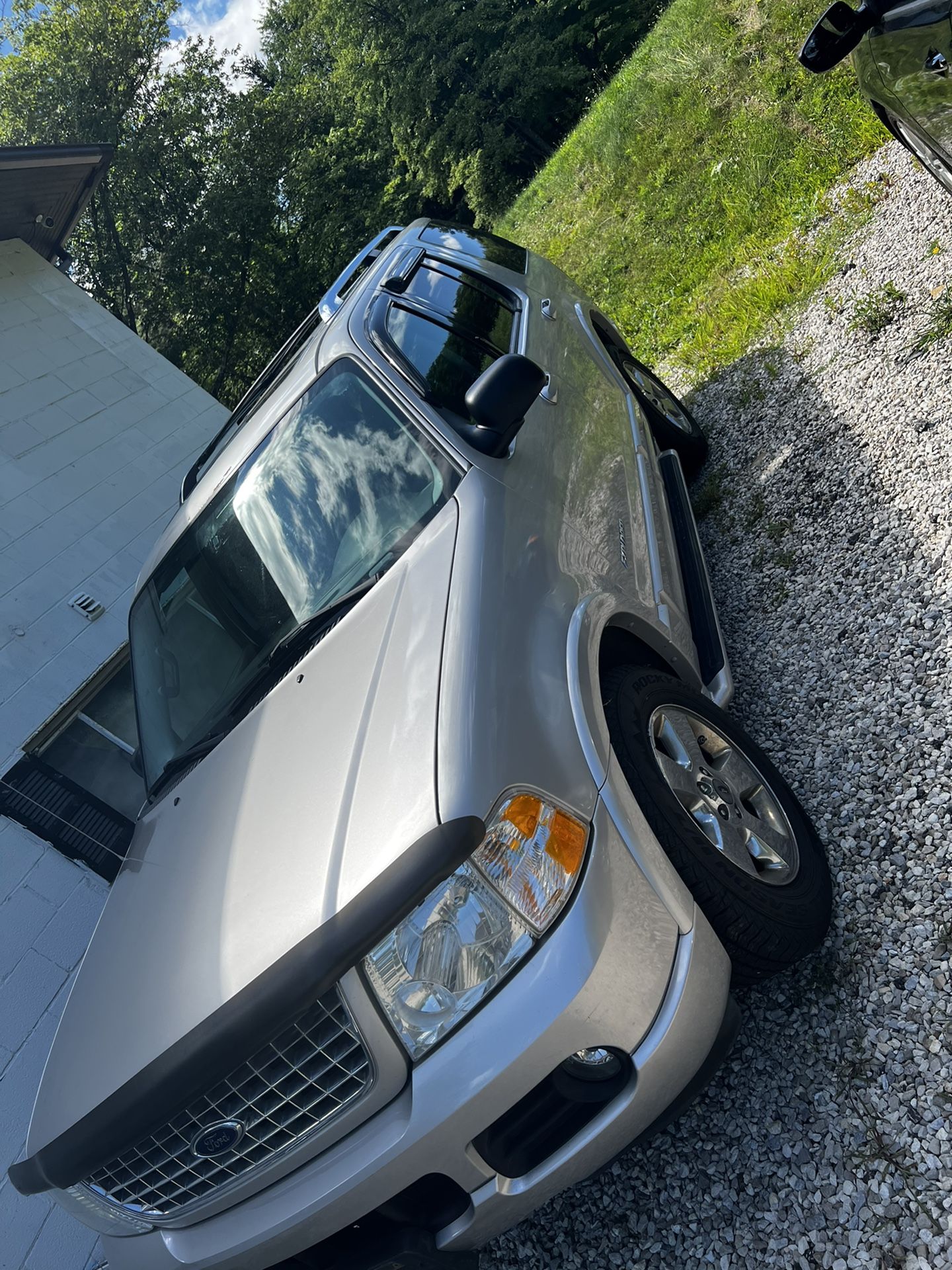 2004 Ford Explorer