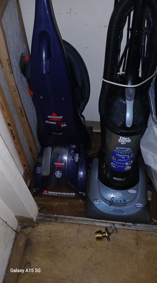 Carpet Cleaner And Vacuum Cleaner