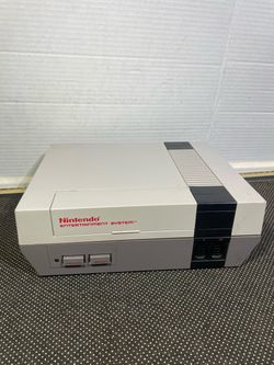 Nintendo Entertainment System For Parts Or Repair