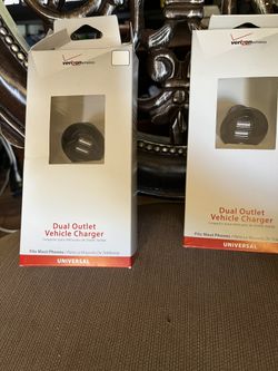 Dual Outlet Vehicle Charger